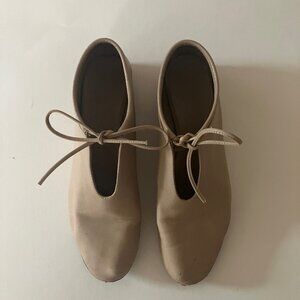 Martiniano Bootie Size 37